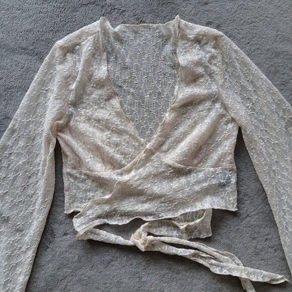 Cider Cream Lace Romantic Cropped Wrap Blouse w/Bell Sleeves Size XS - Picture 5 of 12